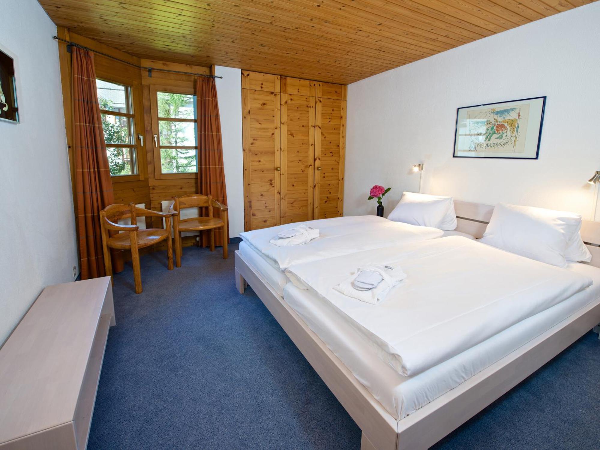 Schweizerhof Ferienwohnungen Lenzerheide 5 Exterior photo
